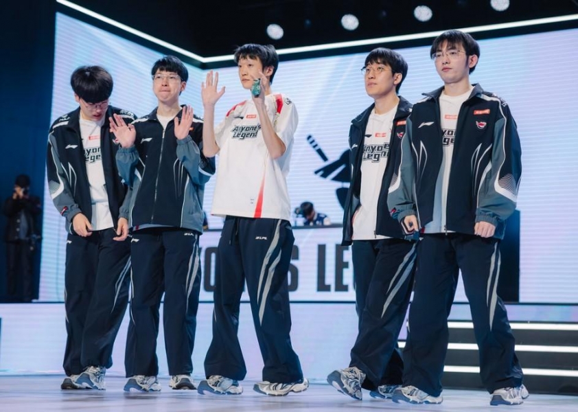 LCK chiếm trọn top đầu bảng xếp hạng CKTG 2025