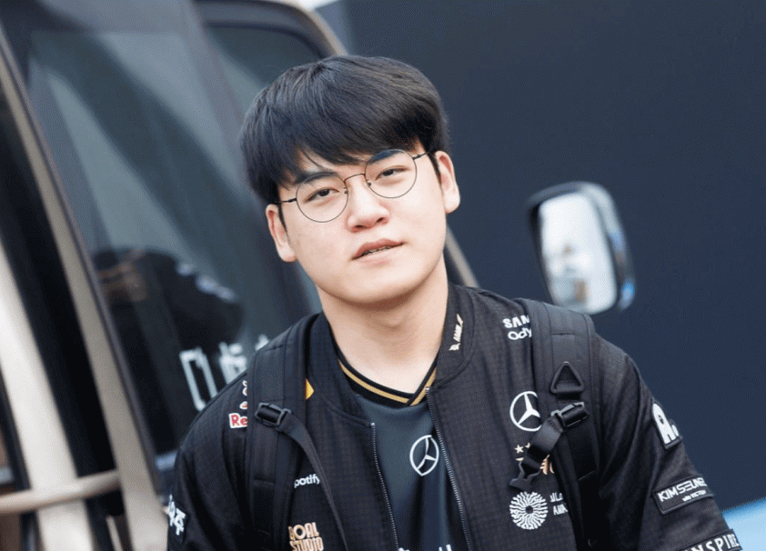 T1 Gumayusi: 'Làm game thủ phải chấp nhận đánh đổi' Gumayusi chia sẻ về nghề game thủ chuyên nghiệp