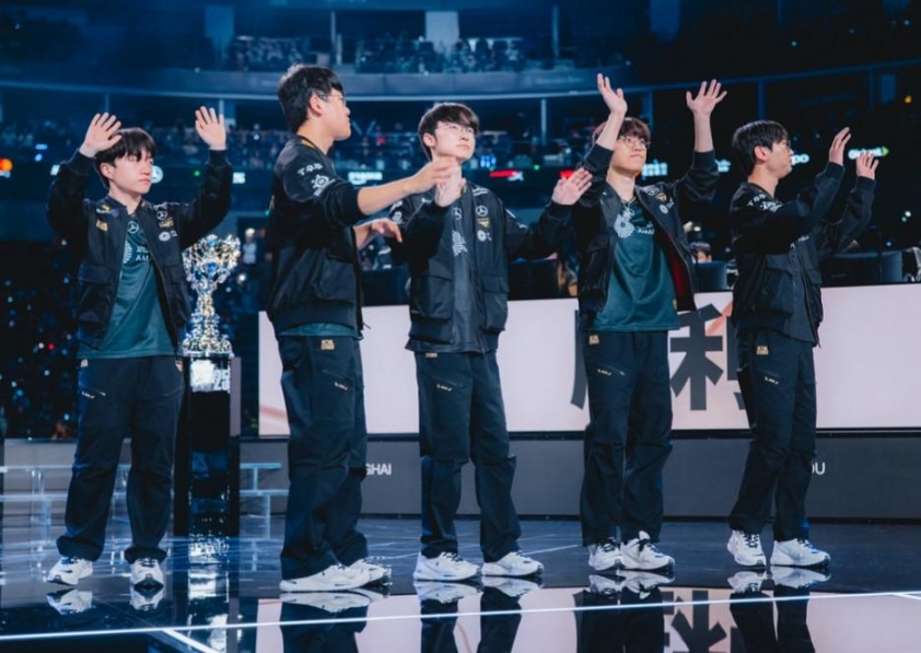 T1 dẫn đầu bảng xếp hạng CKTG 2025