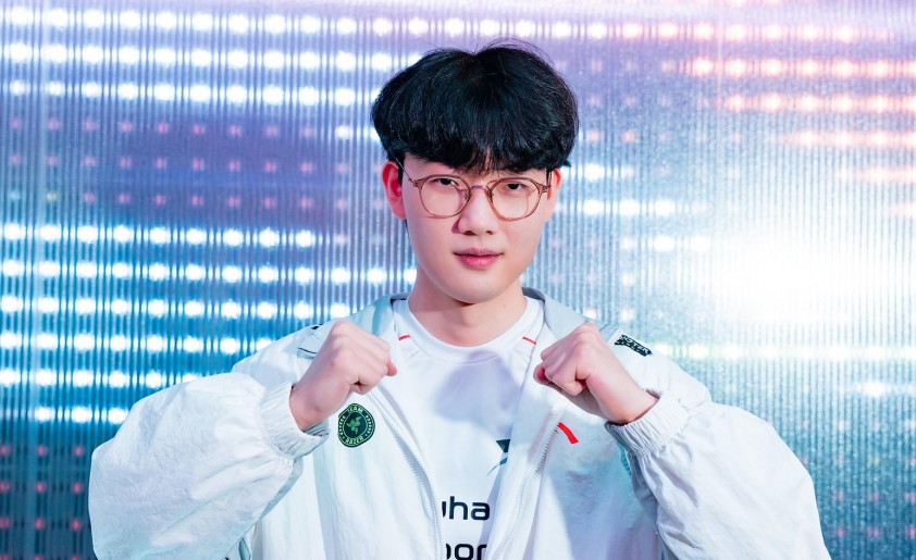 Đội hình EDG được tiết lộ